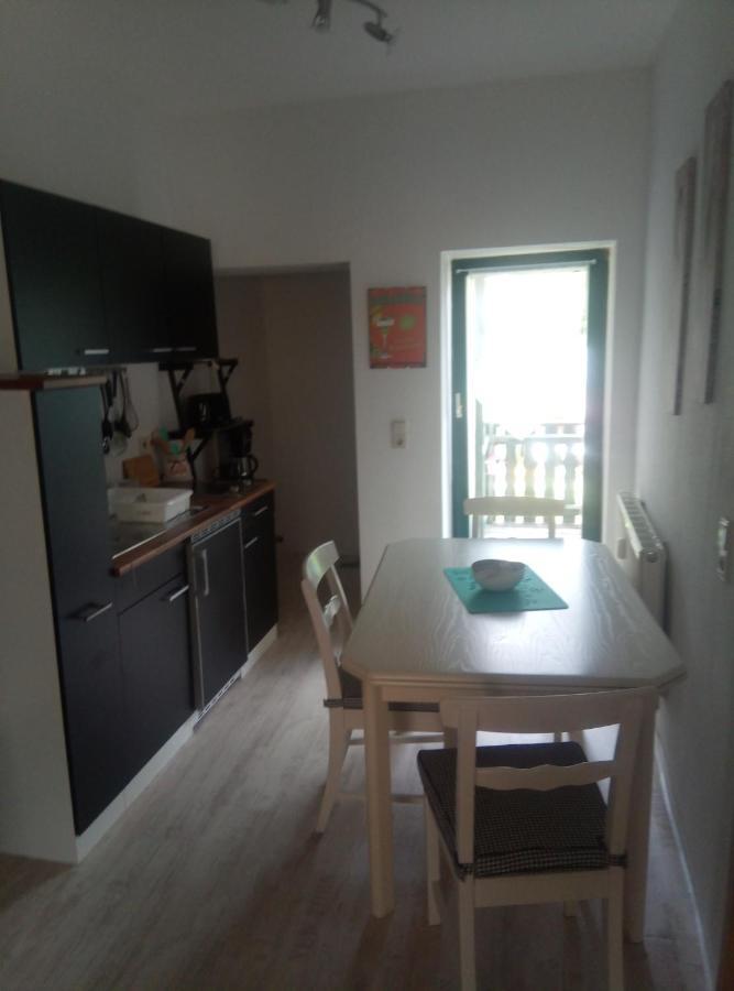 Ferienwohnung Eddi Райхенбах-им-Фогтланд Экстерьер фото